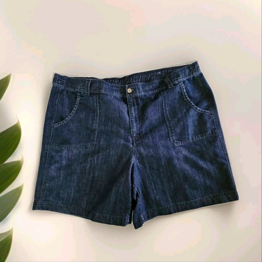 Laura Scott Woman Shorts Plus Size 20W Blue Denim Shorts